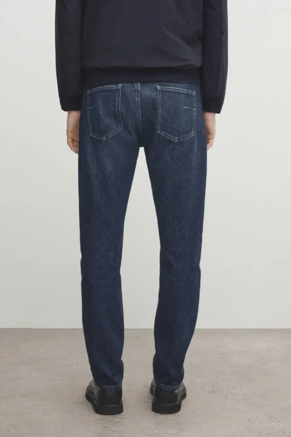 Slim-fit enzymatic jeans