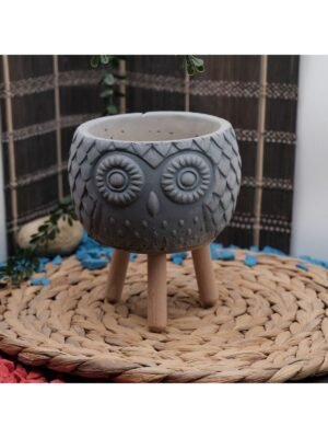 BAYKUŞ MOTİFLİ DEKORATİF BETON SAKSI
